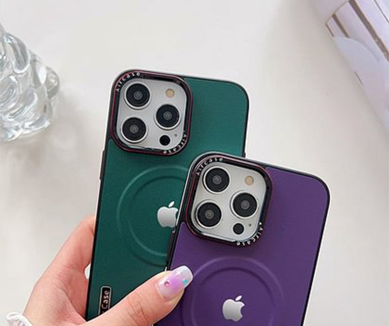 Casing Ponsel Magnetik Kulit Polos Starlight