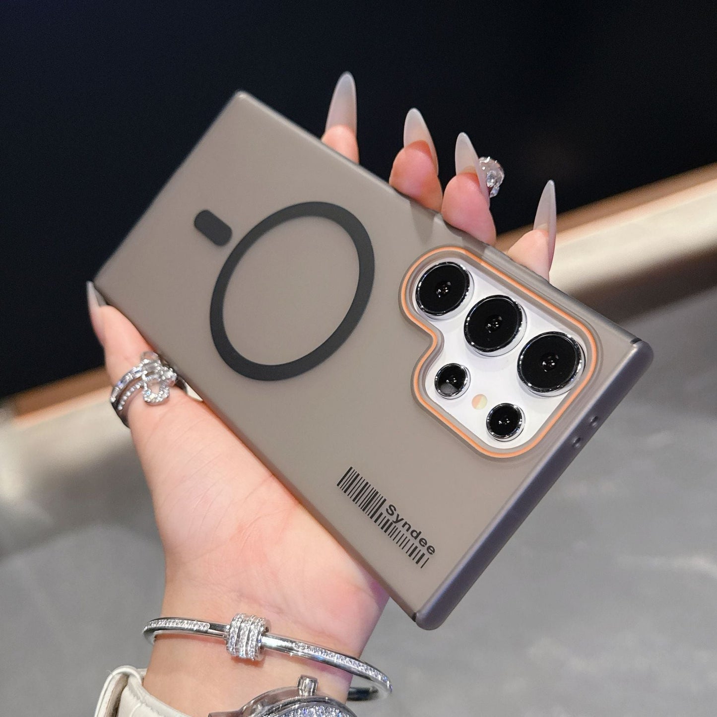 Casing ponsel Samsung magnetik matte yang terasa di kulit