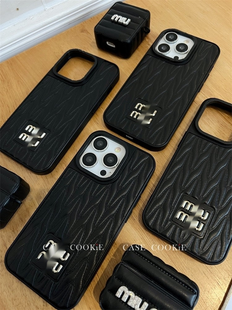 Casing iPhone kulit sederhana yang trendi