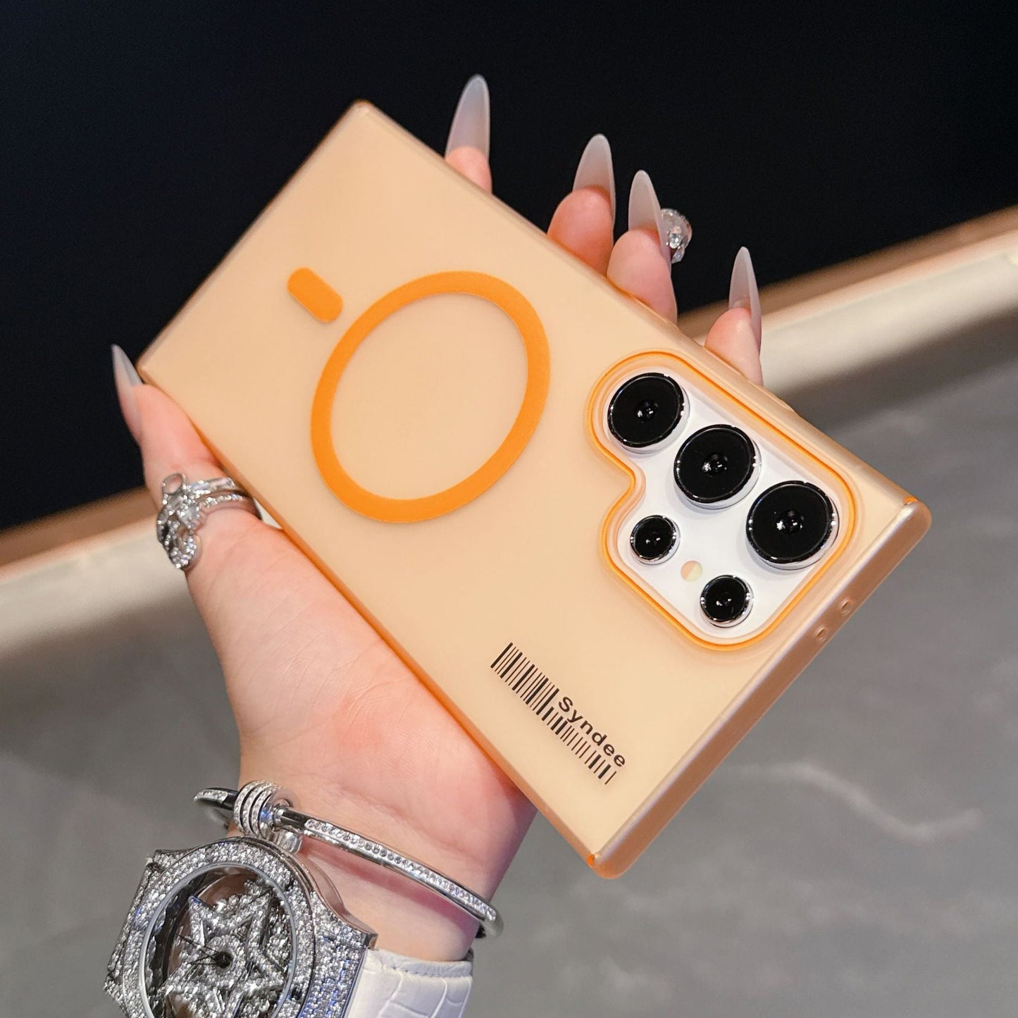 Casing ponsel Samsung magnetik matte yang terasa di kulit