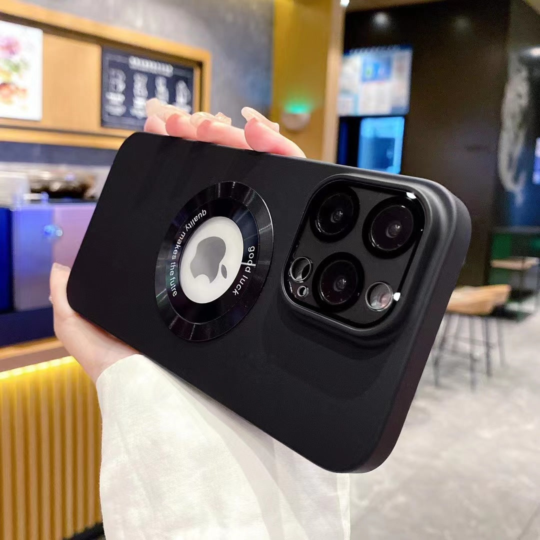 Casing ponsel Apple dengan lensa magnetik berpola CD yang terasa di kulit