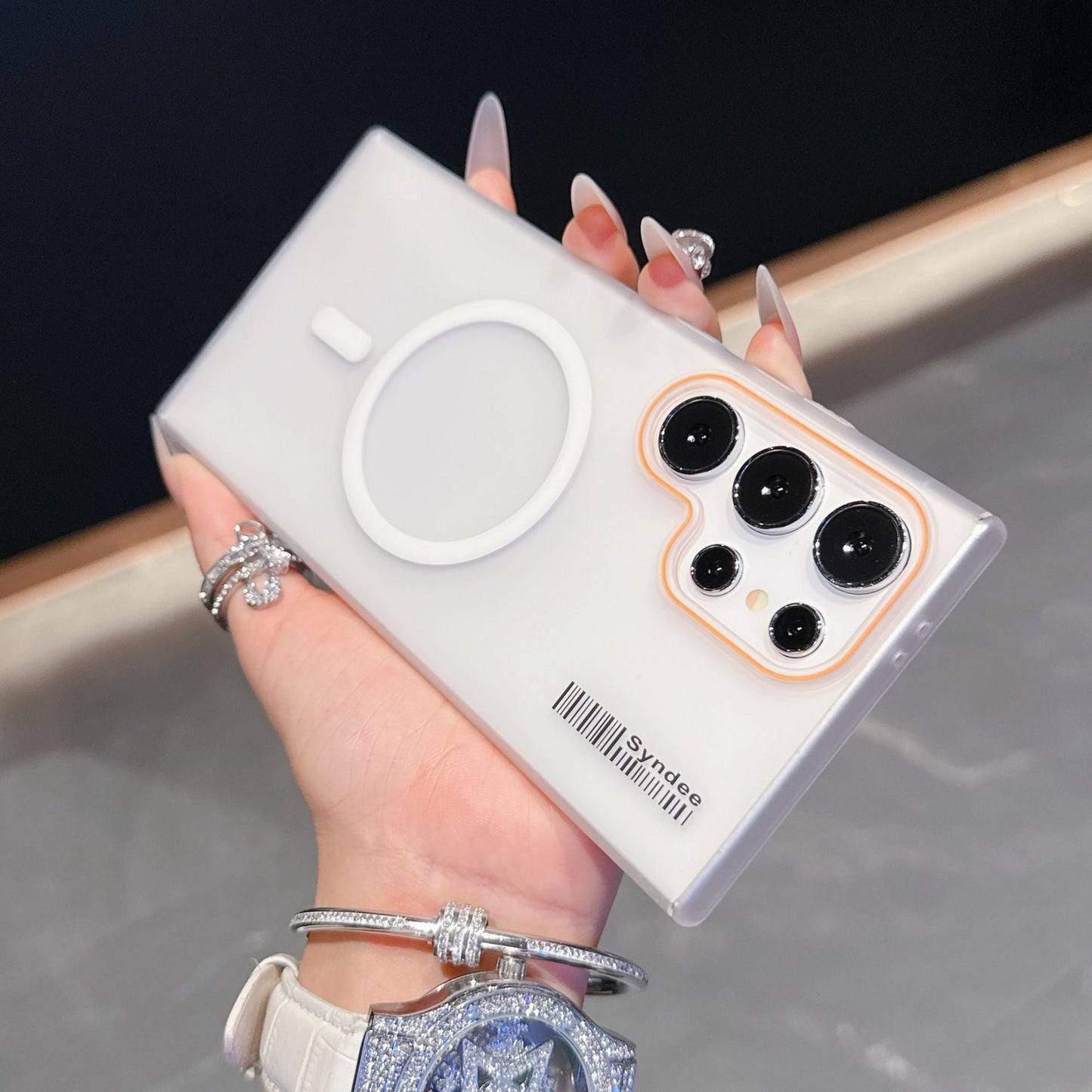 Casing ponsel Samsung magnetik matte yang terasa di kulit