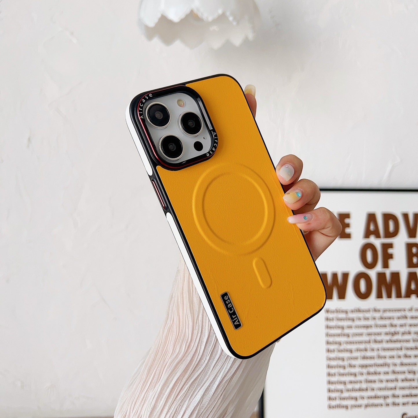 Casing Ponsel Magnetik Kulit Polos Starlight