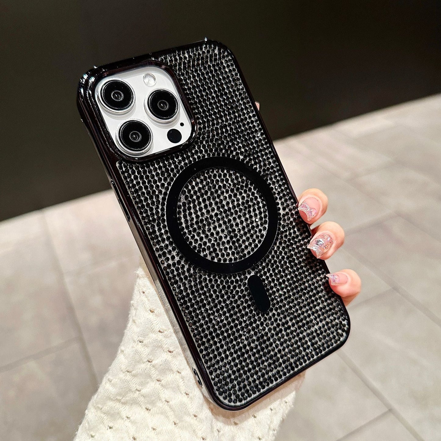 Casing iPhone berlian magnetik berlapis elektro