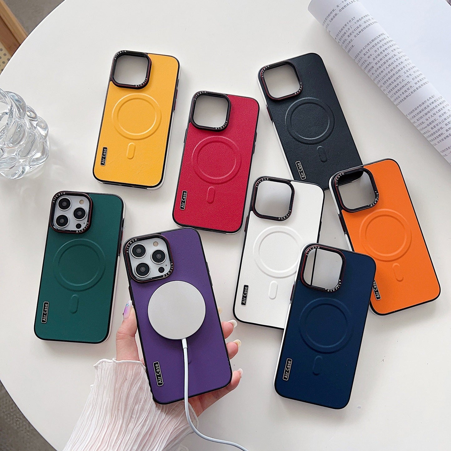 Casing Ponsel Magnetik Kulit Polos Starlight