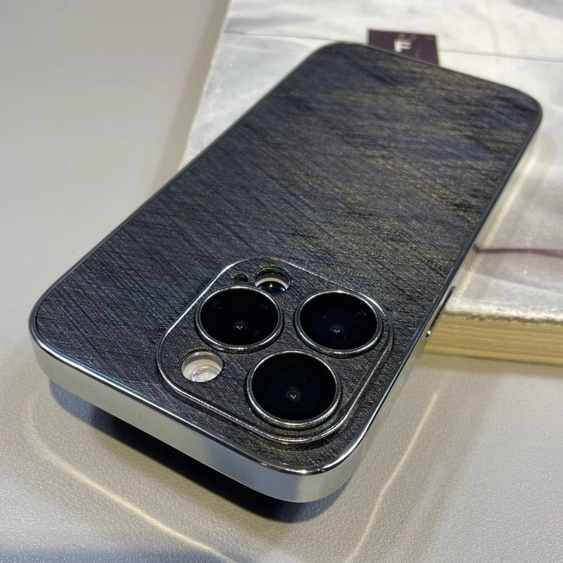 Casing ponsel Apple bermotif emas sederhana