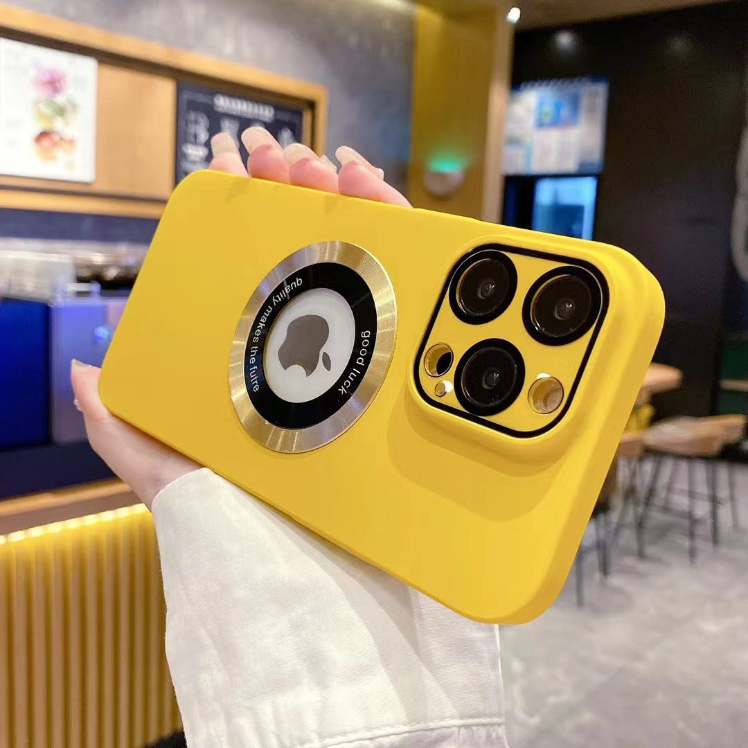 Casing ponsel Apple dengan lensa magnetik berpola CD yang terasa di kulit 