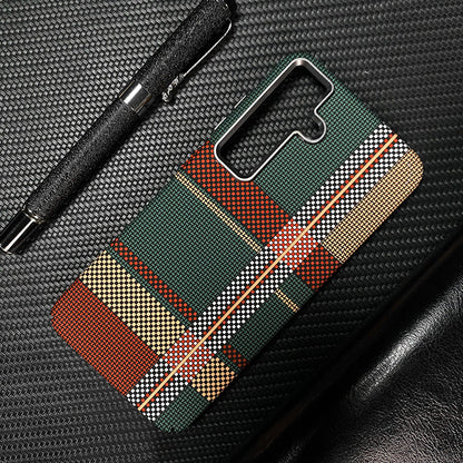 Casing Ponsel Magnetik Samsung Serat Karbon Kevlar Bercahaya 