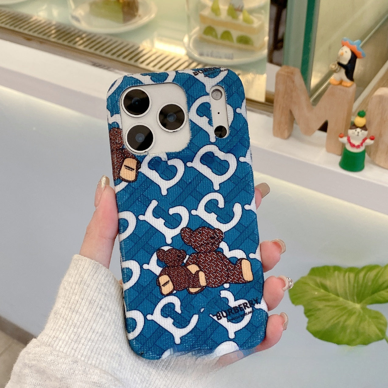 Corduroy Cartoon Bear Apple Phone Case