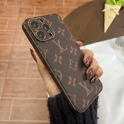 Casing iPhone mewah kulit merek fashion 
