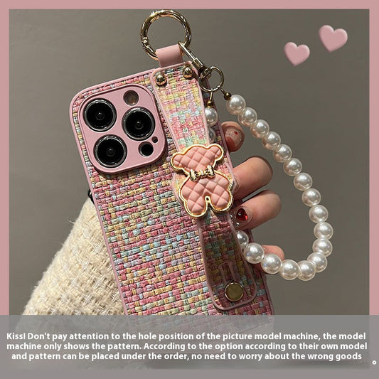 Casing ponsel kulit kepang gaya Chanel dengan motif beruang dan apel 