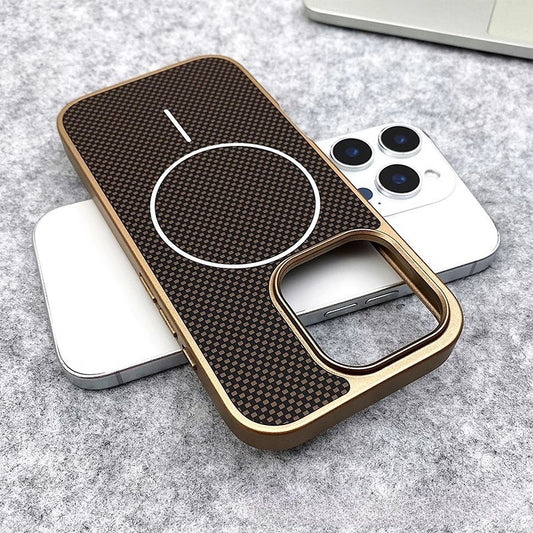 Casing iPhone magnetik serat karbon
