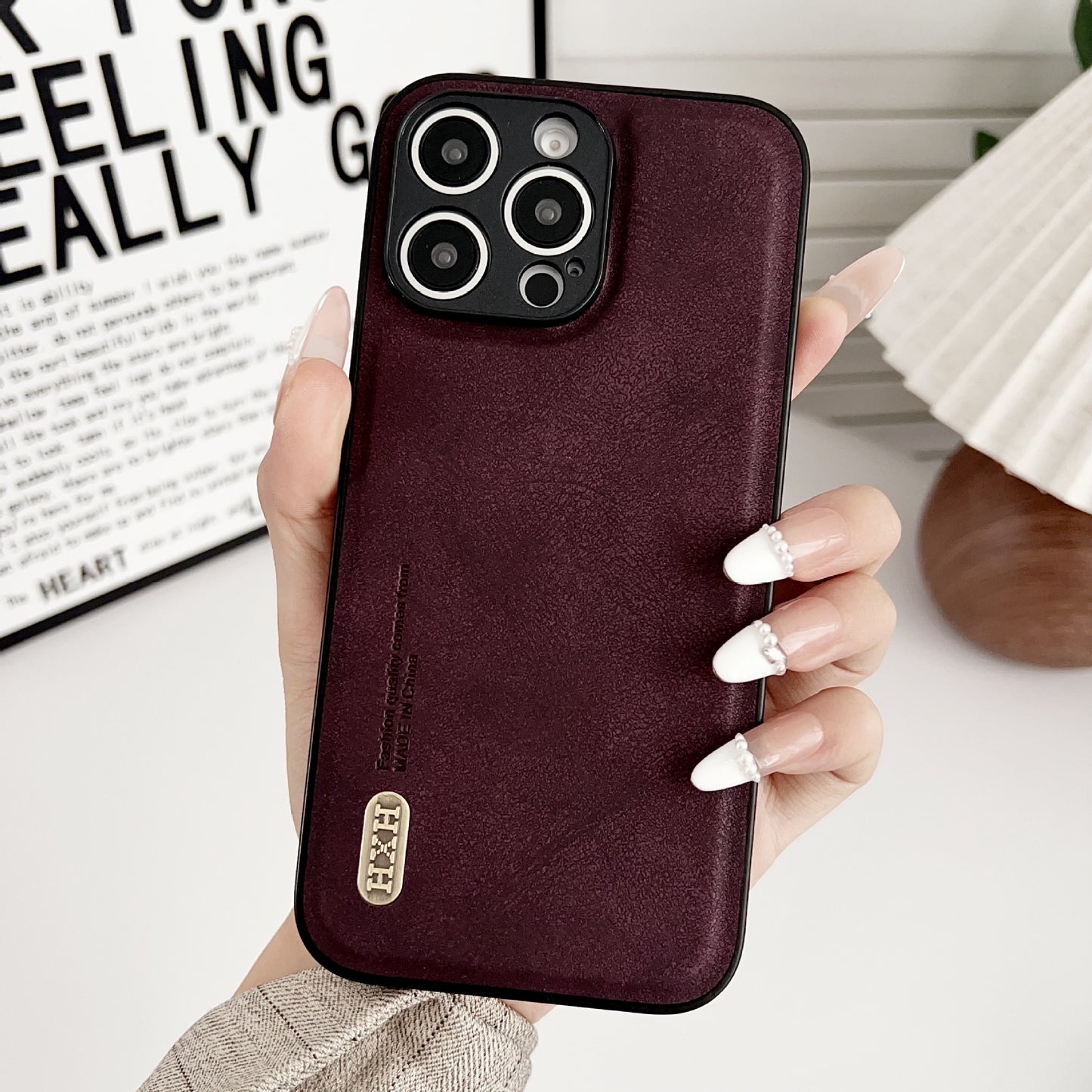 Textured magnetic apple iPhone case