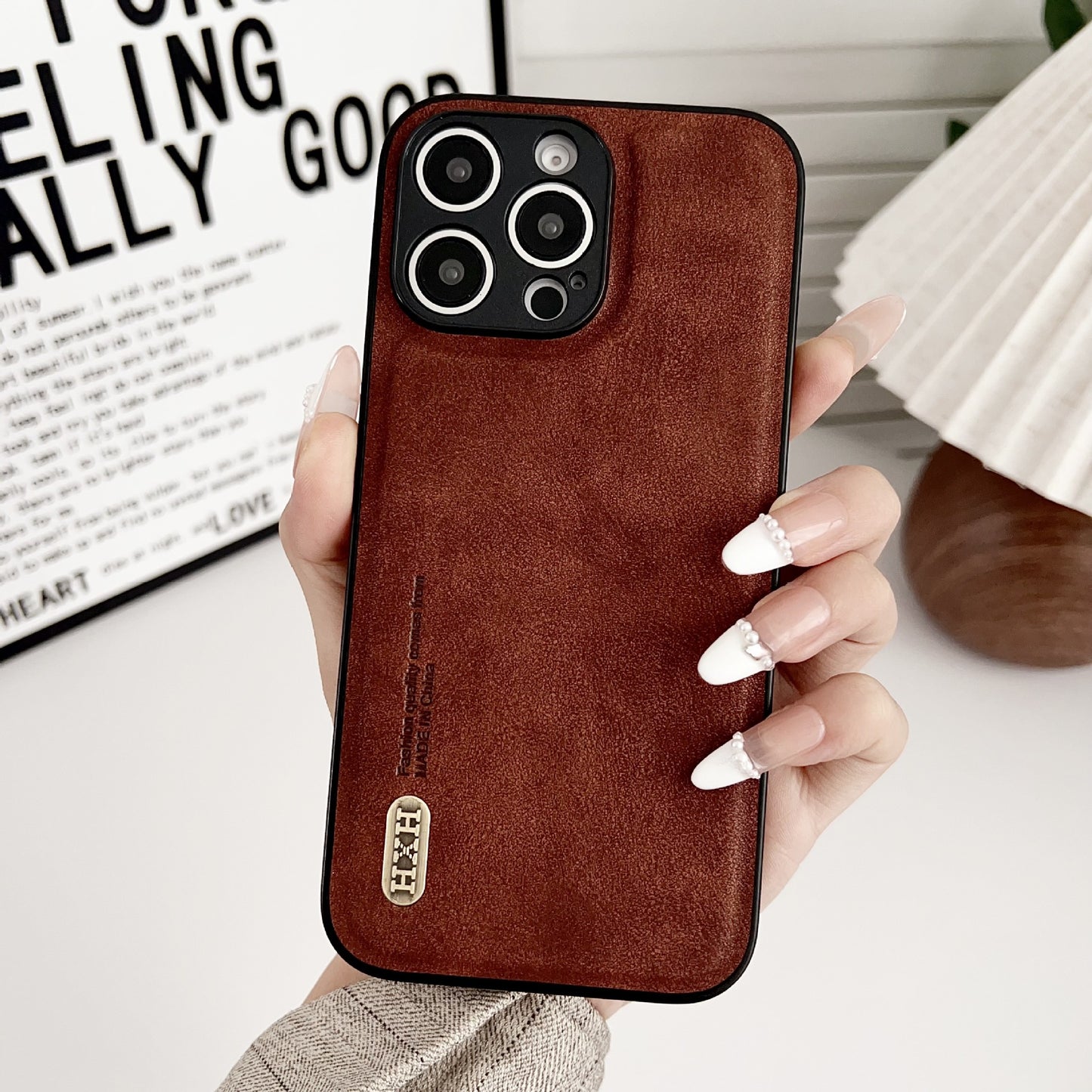 Textured magnetic apple iPhone case